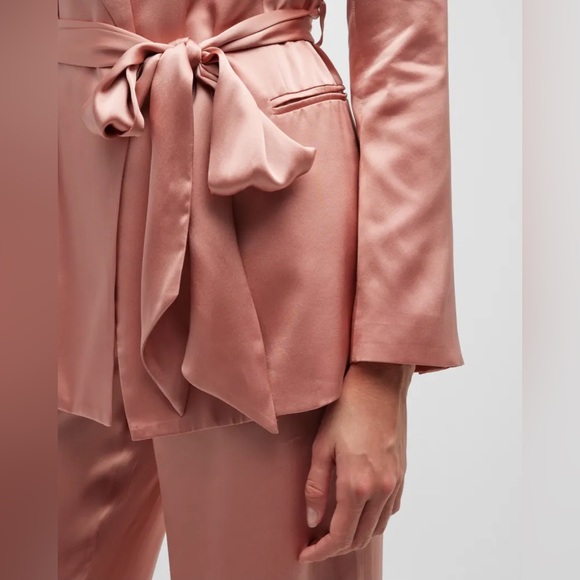 L’AGENCE Everly Wrap Blazer - Picture 4 of 16